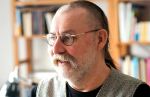 Der Autor J&uuml;rgen Naumann liest aus seinem Buch Speculum. 